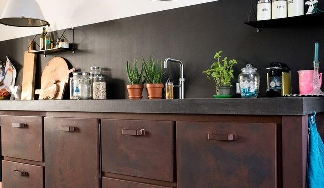 Industriële keuken met oude Waaltjes