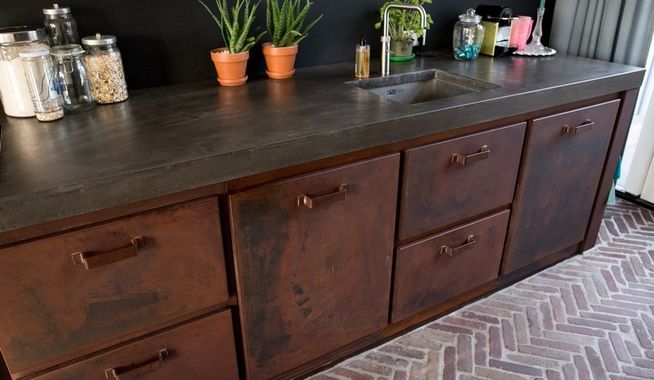 Industriële keuken met oude Waaltjes